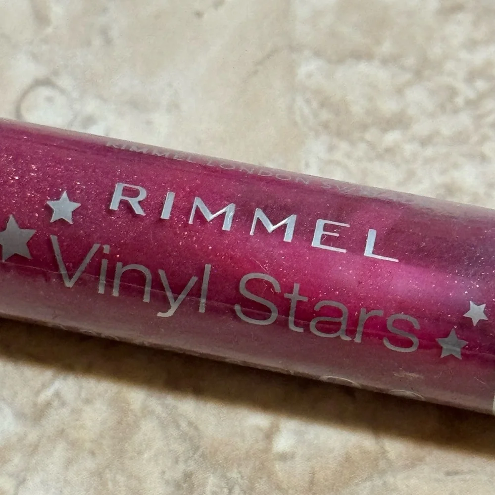 Rimmel Vinyl Stars Brilliant High Shine & Sparkle Lip Gloss 177 Be A Star NWT